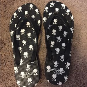 Coach flip flops